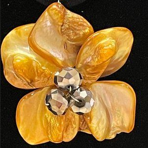 N18 - Handmade wired art necklace